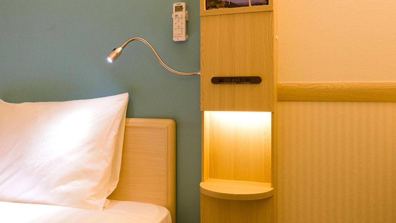 Toyoko Inn Kyoto Nijojo Minami Экстерьер фото
