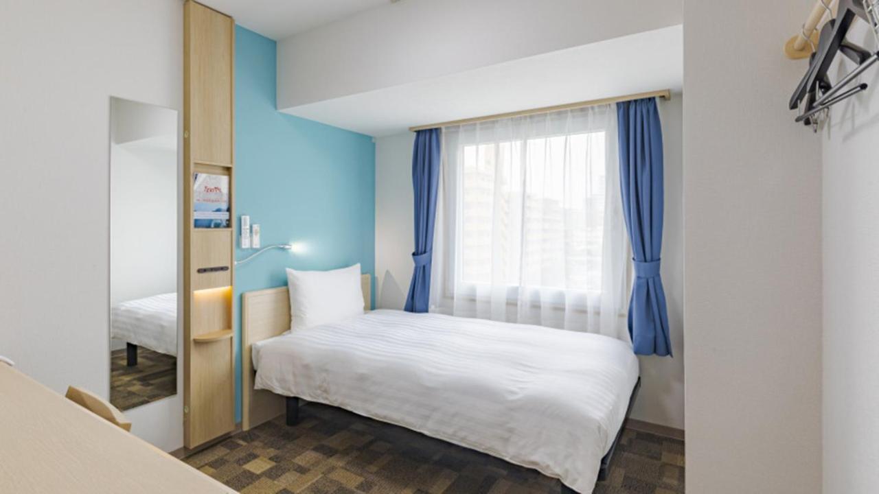 Toyoko Inn Kyoto Nijojo Minami Экстерьер фото